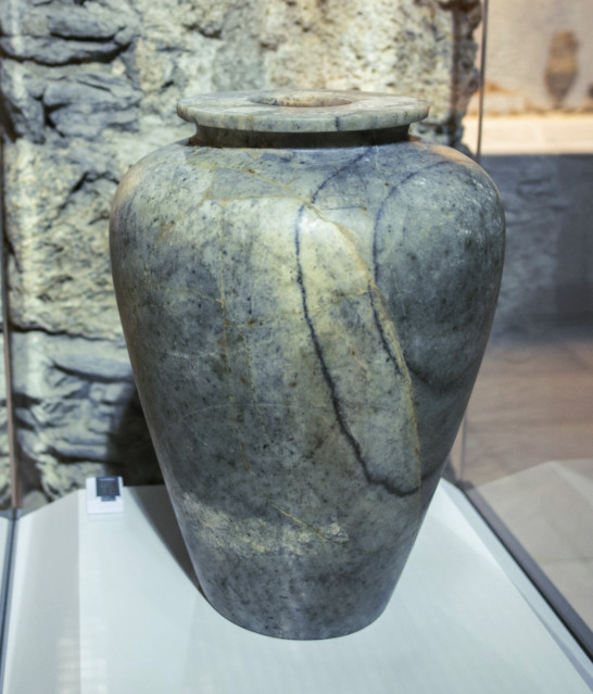 Apophis Vase